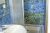 room with shower hotel Royan