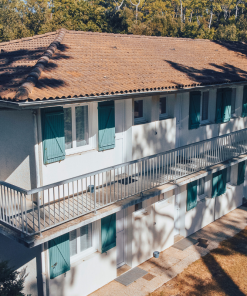 Chambre D Hotel Ocean Vacances Avec Chambre Familiale à Saint Georges De Didonne